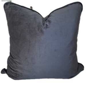 MoJo Black Beauty - suede cover